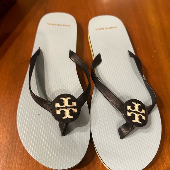 Tory Burch Navy/Light Blue Minnie Flip Flop, EUC - Picture 4 of 6